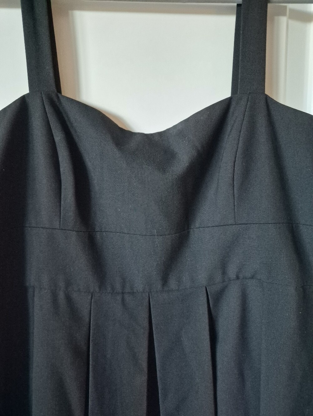 Banana Republic Black Pleated A-Line Cockail Dress | Women's Size 8 - Picture 3 of 6